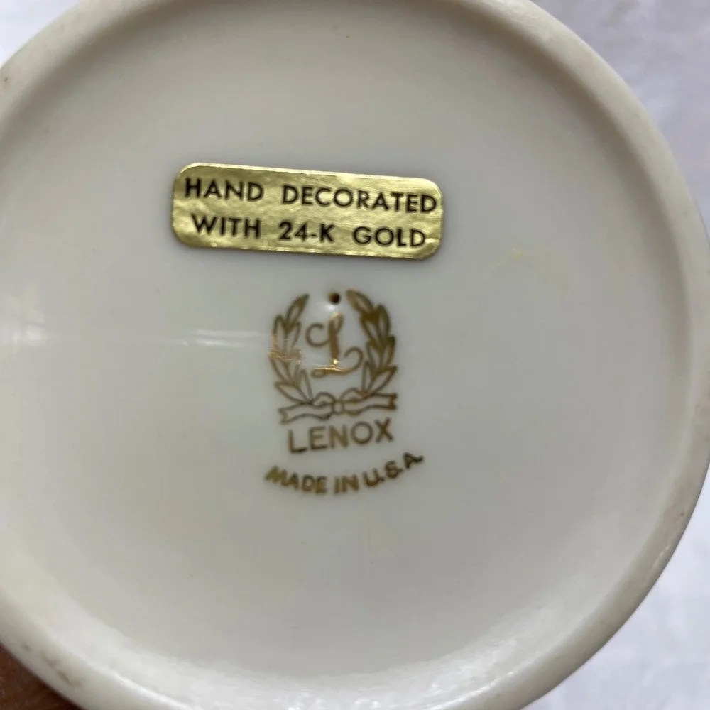 Lenox Ivory Groove Pedestal Compote Dish 24K Gold Rim‎ Candy Nut Bowl